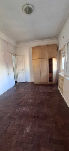 Departamento En Venta En Monserrat, Capital Federal, Buenos Aires