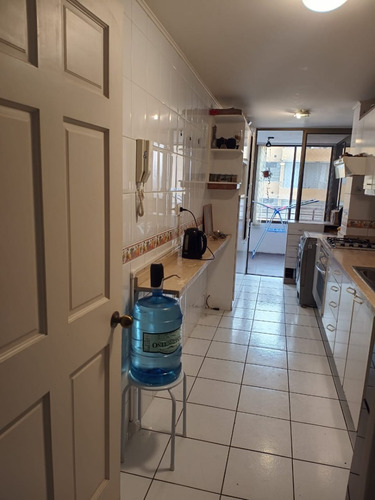 Departamento 3d2b, Piso 22 Con 2 Estacionamientos Y 1 Bodega