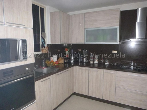 Imagen 3 de 13 de Amplio Town House En Venta Villa Avila Guatire 22-17831