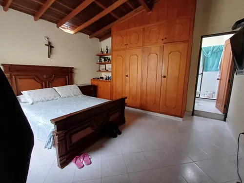 Casa En Venta En Guayabal. Cod V12686