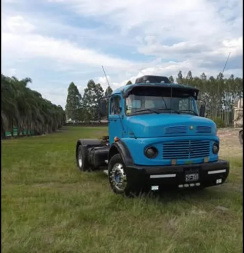 Camión Mercedes Benz