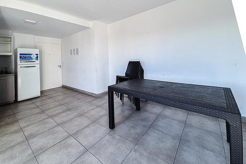 Venta Departamento 2 Ambientes Frente Con Balcón Amenities Almagro