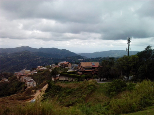 Venta De Terreno En El Hatillo Vía Oripoto