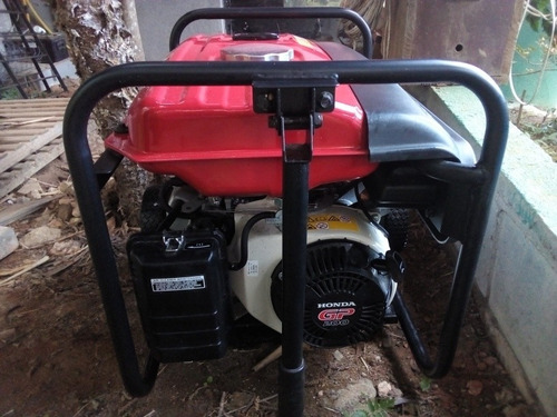Imagem 2 de 5 de Gerador Honda