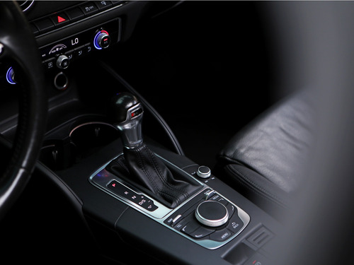 Audi A3 1.8 TFSI SEDAN AMBITION 16V 180CV GASOLINA 4P AUTOMÁTICO