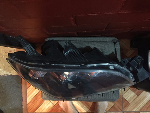 Foco Derecho Mazda 3r 2007