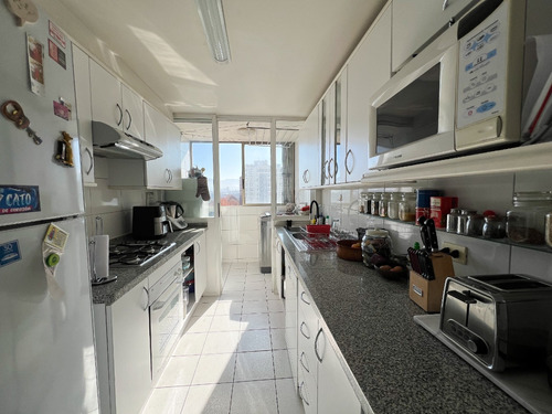 Departamento En Venta 4d + 3b Amplio E Iluminado