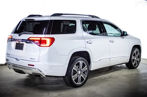 GMC Acadia 3.7 Denali At