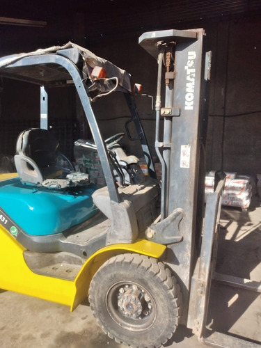 Imagen 5 de 5 de Autoelevador Komatsu 3 Tn Con Desplazador