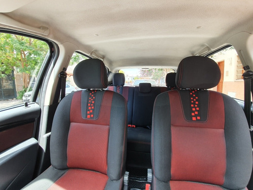 Renault Sandero Stepway 2014 1.6 Privilege Nav 105cv