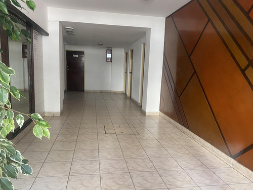 Departamento En Mar De Ajo En Venta - Dos Ambientes - Centro Comercial - Garage