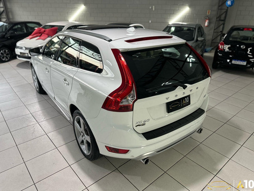 Volvo XC60 T-5 R-DESIGN 2.0 FWD 5p