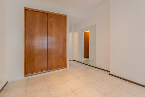 Monoambiente En Alquiler - Luminoso - Recoleta