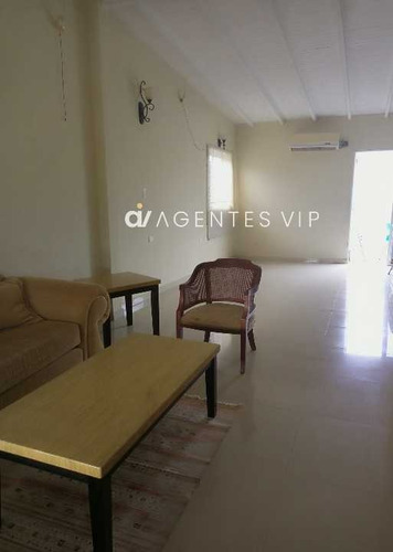 Imagen 5 de 14 de Se Vende Casa Urbanización Lomas Del Bosque Condominio El Olivo