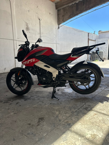 Bajaj Rouser Ns 200