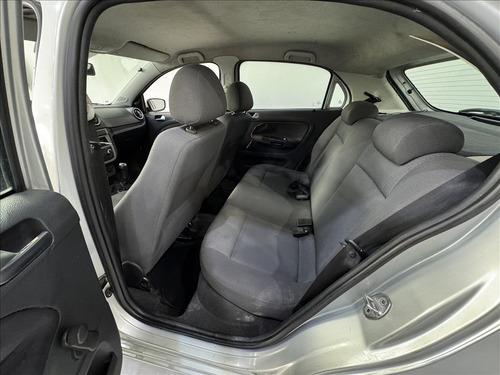 Volkswagen Gol 1.0 MI 8V FLEX 4P MANUAL G.IV