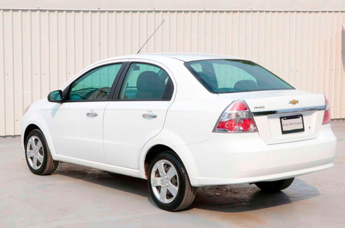 Imagen 12 de 15 de Chevrolet Aveo 2018 1.6 Ls Mt