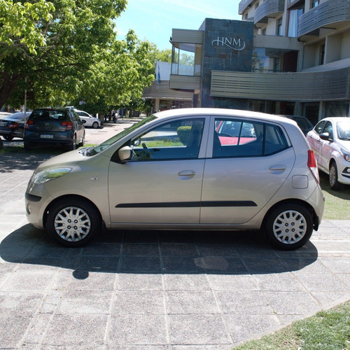 Imagen 7 de 15 de Hyundai I-10 Automatico 2011
