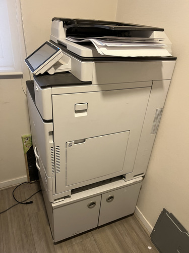 Impresora Multifuncional Láser Ricoh Mp C2004ex (Usado)