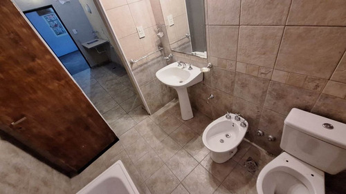 Venta Casa A Reciclar 2 Dormi Cochera Arroyito