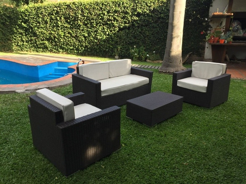 Imagen 5 de 5 de Muebles De Exteriores
