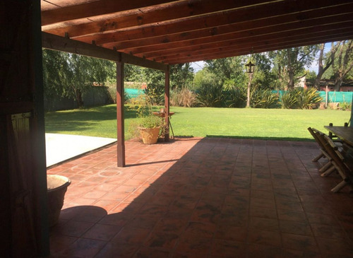 Casa Quinta En Parque Gorriti