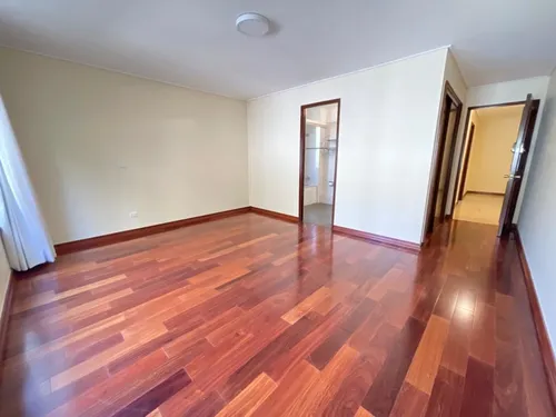 Embajada De Usa - Pdte. Riesco, Las Condes