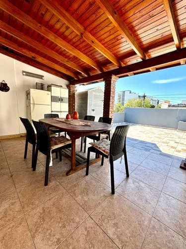 Venta Casa 5 Ambientes Liniers