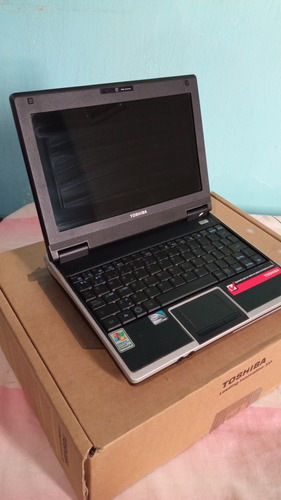 Mini Laptop Toshiba Nb100