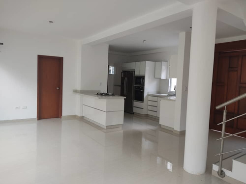 Imagen 5 de 14 de Townhouse En Venta Naguanagua Sector Manantial Gavip