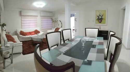 Imagen 1 de 12 de Casa Total Amoblada En Coro. 0414-5725250 Cod 22-7392