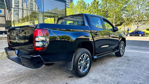 Mitsubishi L200 2.4 Di-d High Power 181cv Cuero