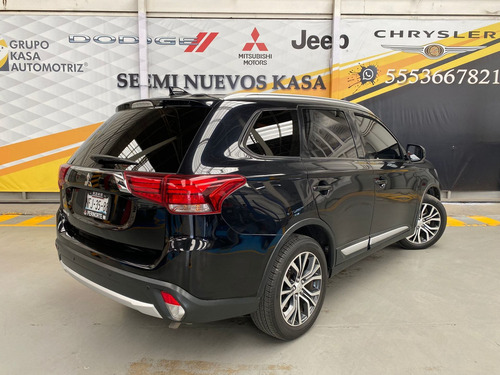 Imagen 7 de 14 de Mitsubishi Outlander 2018