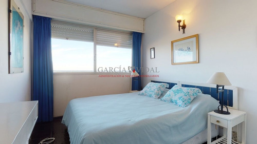 Imagen 10 de 13 de Apartamento De 2 Dormitorios Frente Al Mar.