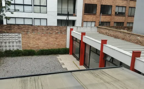 Comercial (casa Para Comercio) En Arriendo/venta En Rosales. Cod A10260136