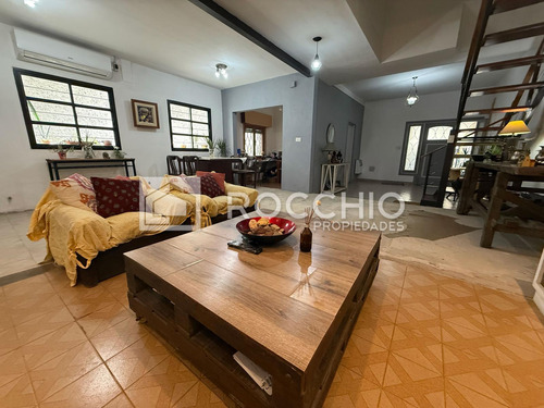 Casa En Venta 7 Ambientes Villa Ballester