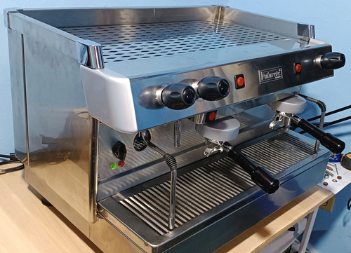 Máquina De Café Espresso Futurete Reconstruida Y Como Nueva 