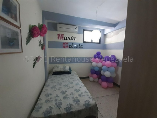 Imagen 12 de 19 de Rent-a-house Vende Hermosa Apartoquinta En Los Nísperos 22-11894 Sp