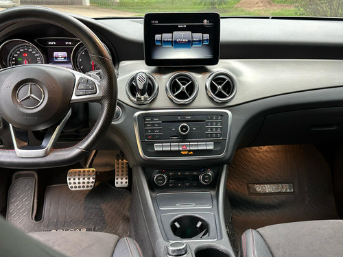 Mercedes Benz Gla 250 4 Matic Amg
