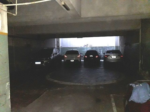 Imagen 16 de 17 de Impecable Semipiso 4 Amb C/depe/ Cochera Fija Super Luminoso