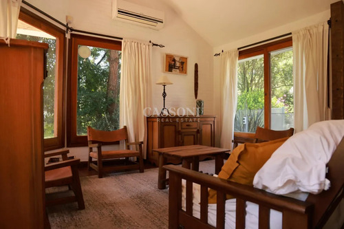 En Alquiler Y Venta! Casa De 3 Dormitorios, Barrio Pinares