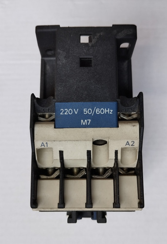 Contactor 3 Polos Lc1d1810 Telemecanique 220vlts (Usado)