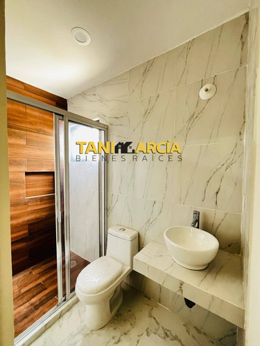 Vendo Casa Nueva, Moderna En Fortín, Con Doble Cochera.