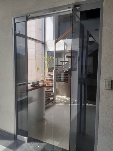Imagen 7 de 8 de Yp- Vende Oficina En El Hesperia