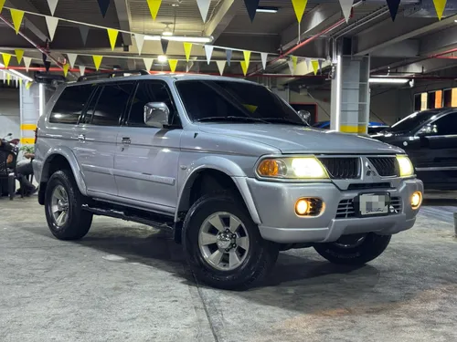 Mitsubishi Montero Sport