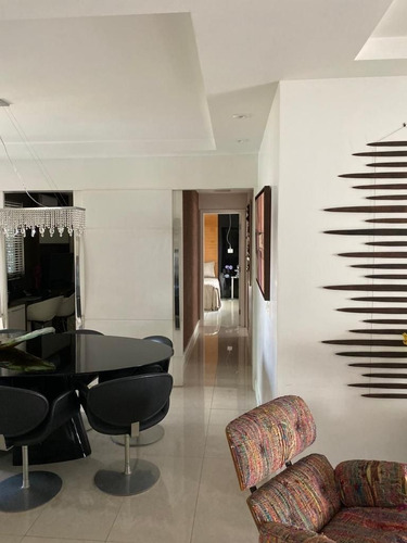 Imagem 4 de 27 de Apartamento 4/4 A Venda No Itaigara - Ap00037 - 70325159