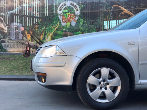 Volkswagen Bora 2012 Trendline 2.0