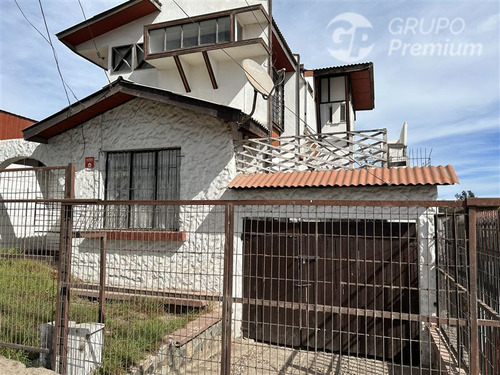 Venta Casa En Peñuelas A Pasos De Av Balmaceda