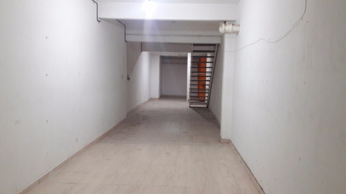 Imagen 3 de 15 de Local En Venta. 140 M2 Cub