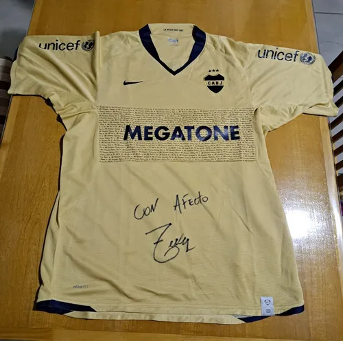 Camiseta dorada de boca new arrivals